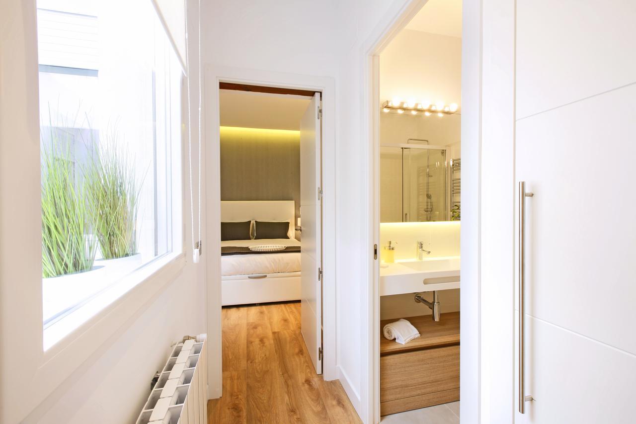 Opera Suites Madrid Exterior foto